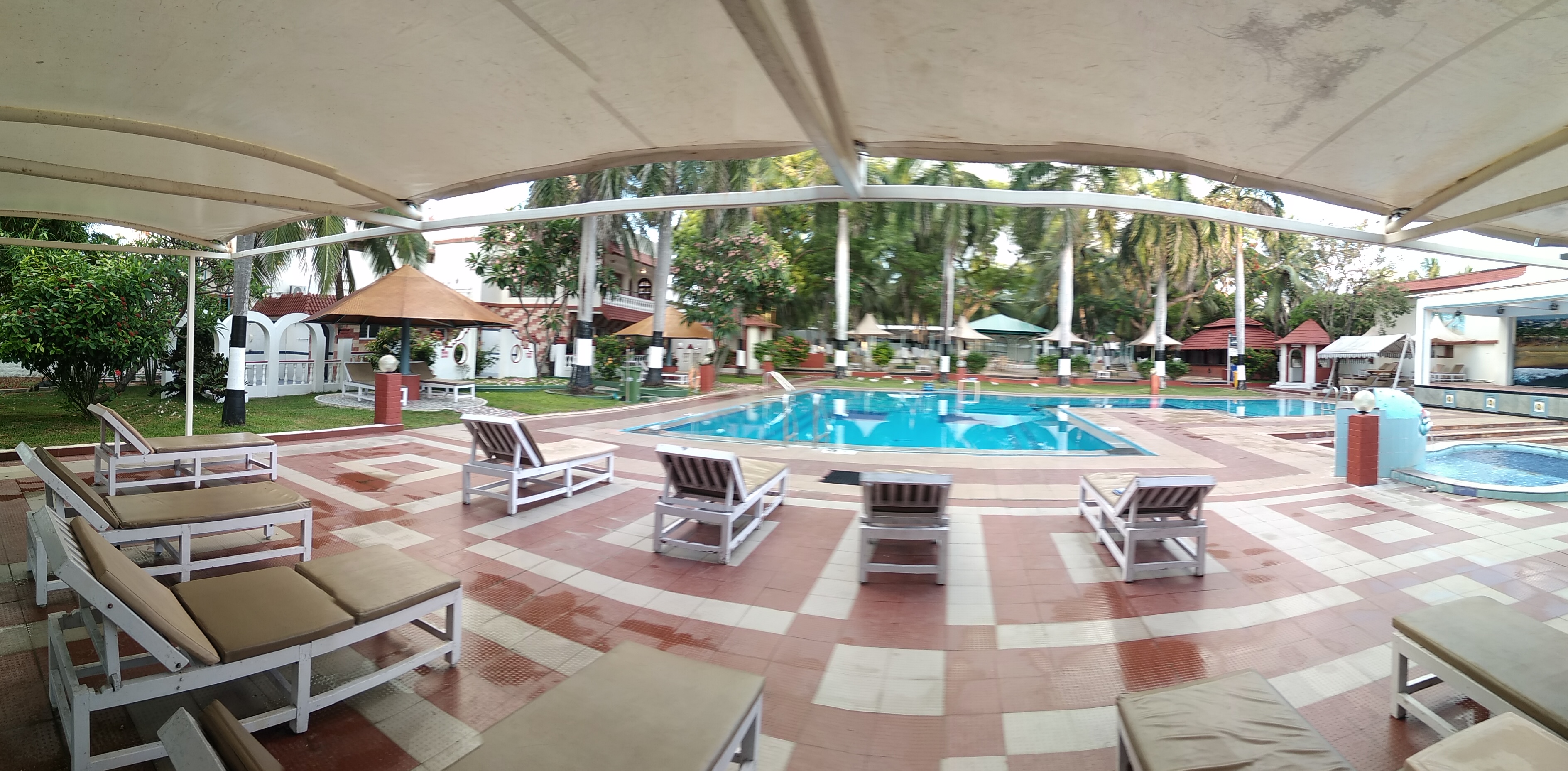 Фото Ideal Beach Resort