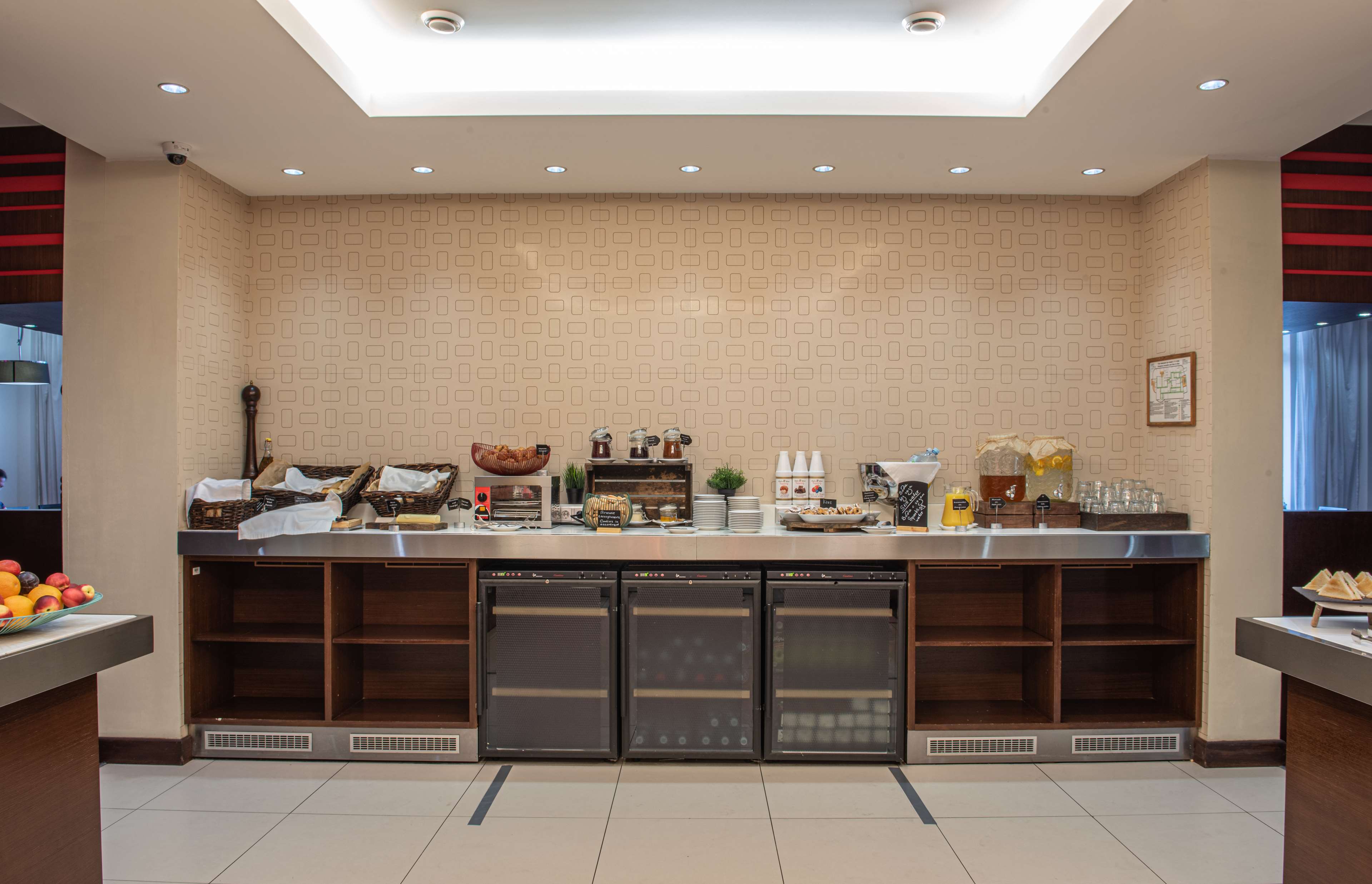 Фото Cosmos Astrakhan Hotel