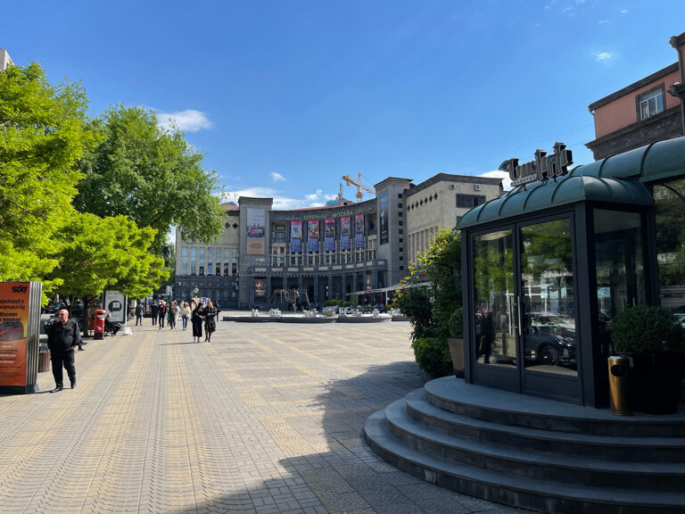 Фото Grand Hotel Yerevan