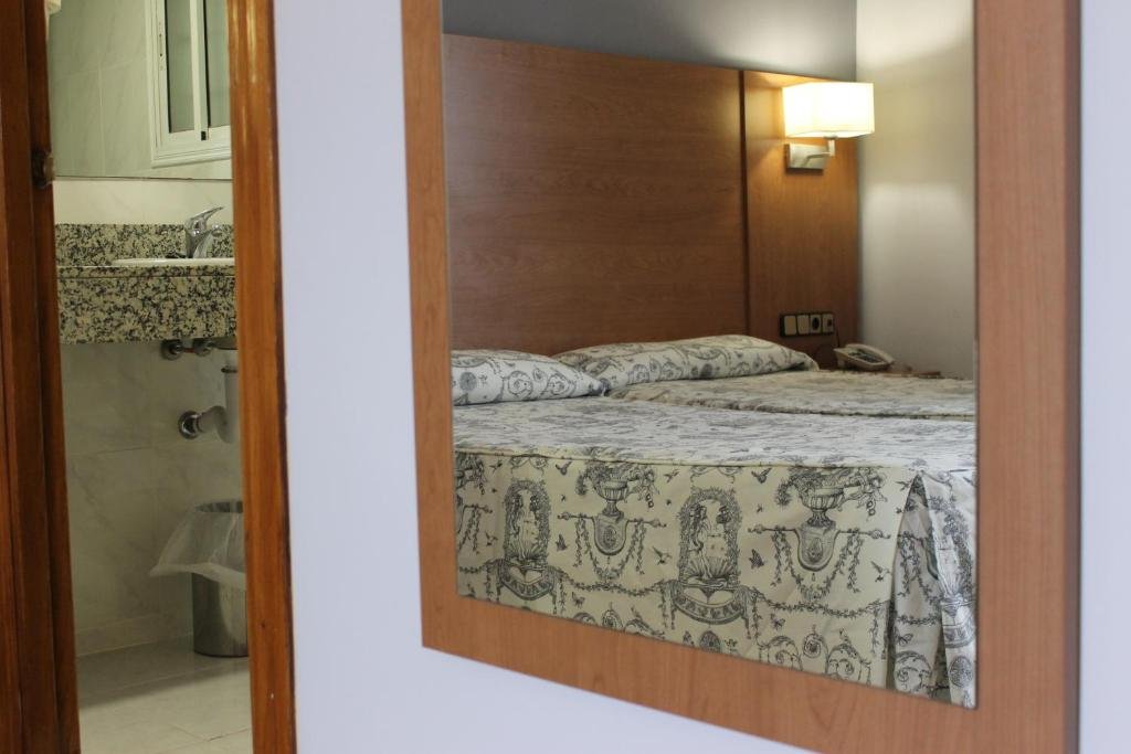 Фото Ramblas Hotel Barcelona