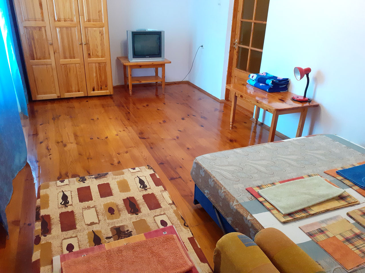 Фото Отдых в Орджоникидзе Апартаменты на Ленина