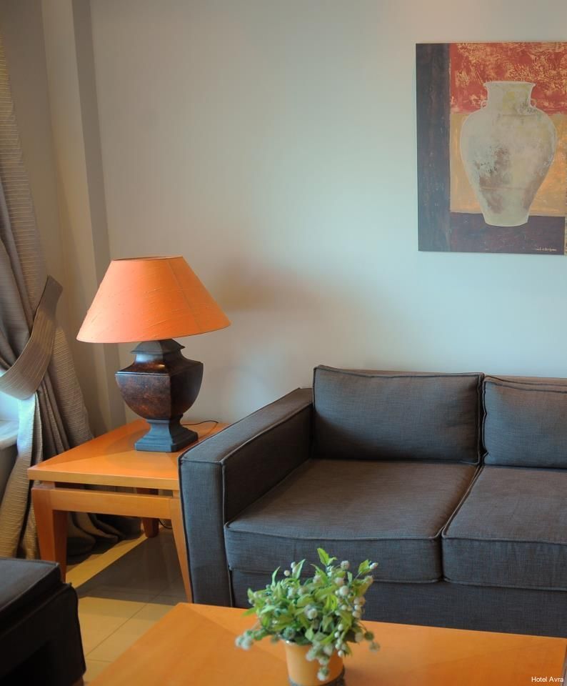 Фото Avra Hotel