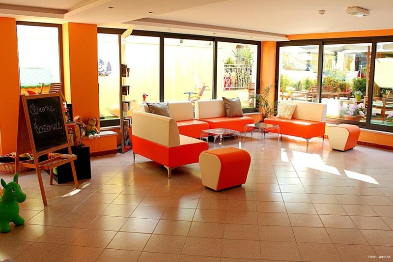 Фото Hotel Jasmine