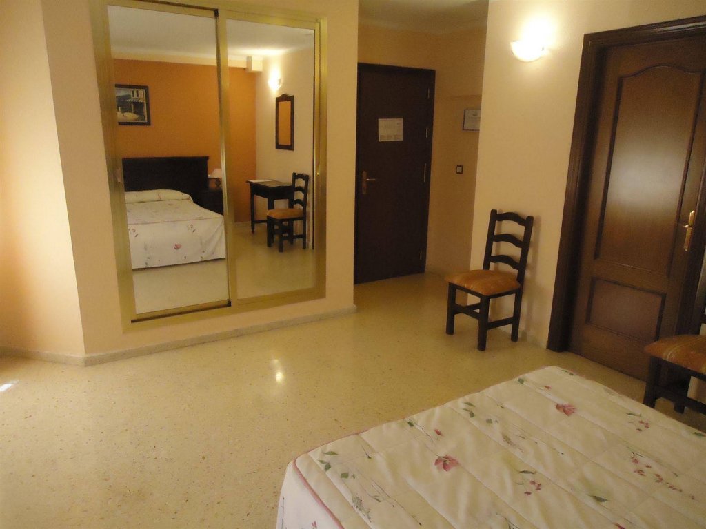 Фото Hotel Avenida Jc