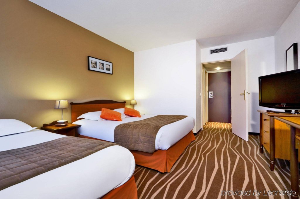 Фото Mercure Marne la vallée Bussy St Georges