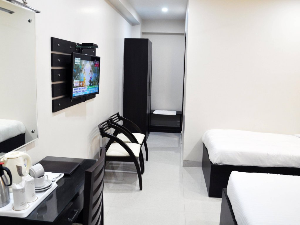 Фото Savera A Business Luxury Hotel