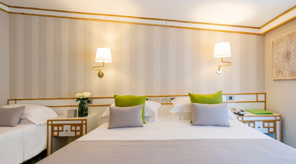 Фото Hotel President