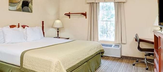 Фото Baymont by Wyndham Jacksonville/Butler Blvd