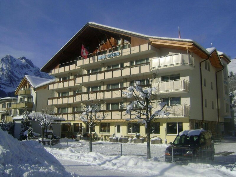 Гостиница Hotel Crystal Engelberg