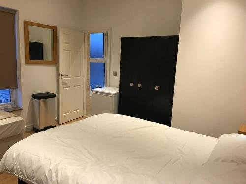 Фото Tunnard House