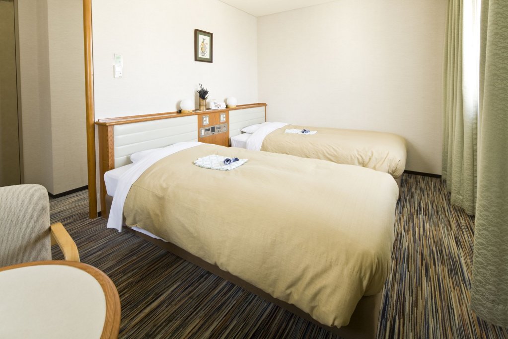 Фото Hotel Co-Op Inn Kyoto