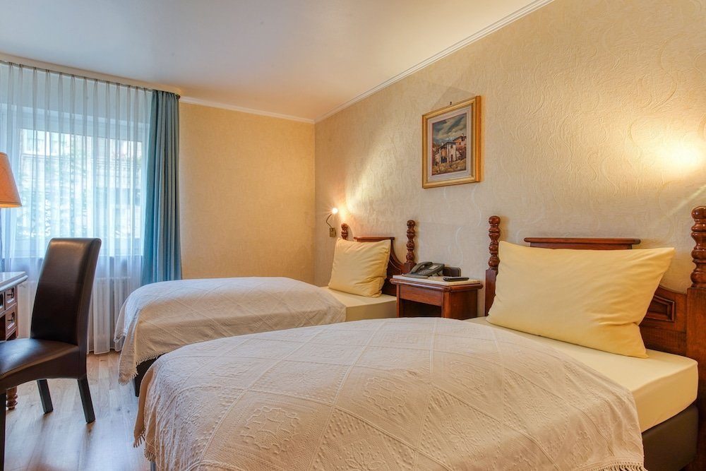 Фото Ff&e Hotel Bavaria