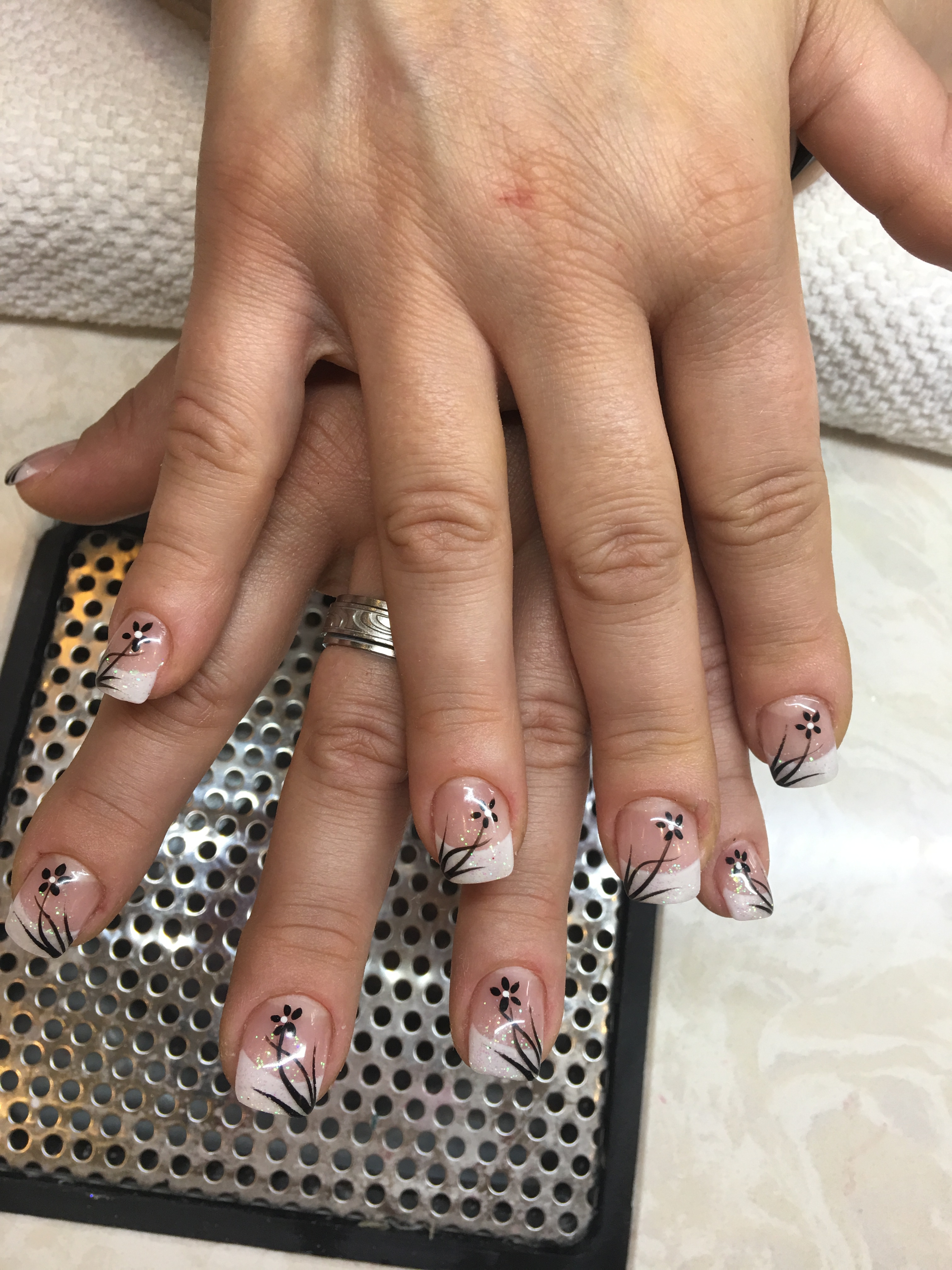 Lady Nails
