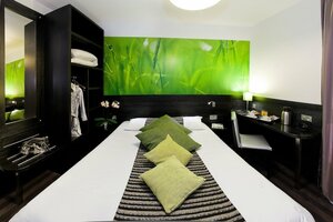 Ax'Hotel (Provence-Alpes-Côte d'Azur, Hautes-Alpes, Arrondissement de Gap, Chorges), hotel