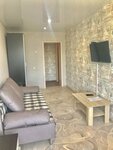 Апартаменты на б-ре Энтузиастов, д. 32 (бульвар Энтузиастов, 32), short-term housing rental
