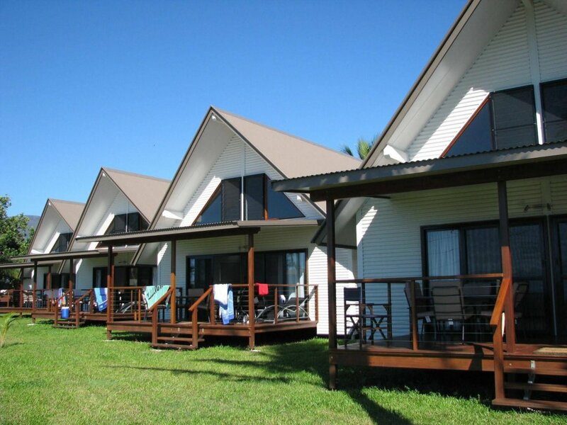 Гостиница Cardwell Beachcomber Motel and Tourist Park