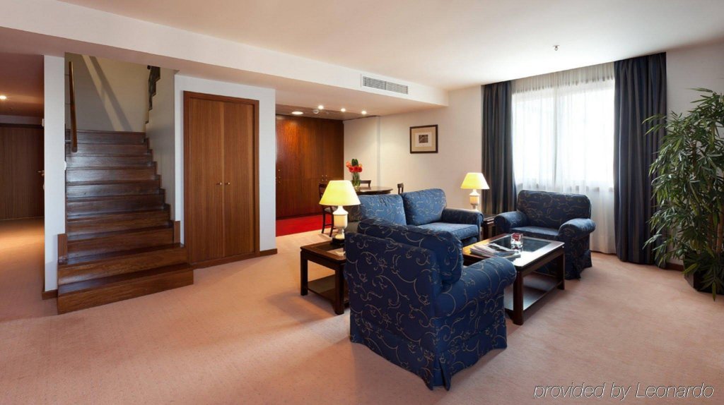 Фото Holiday Inn Porto Gaia