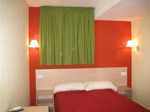 Гостиница Hostal Ducal в Гандии