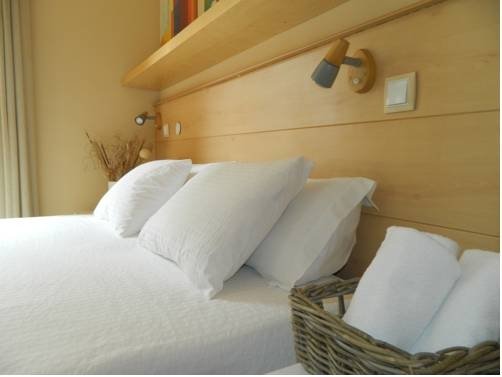 Фото Hostal House