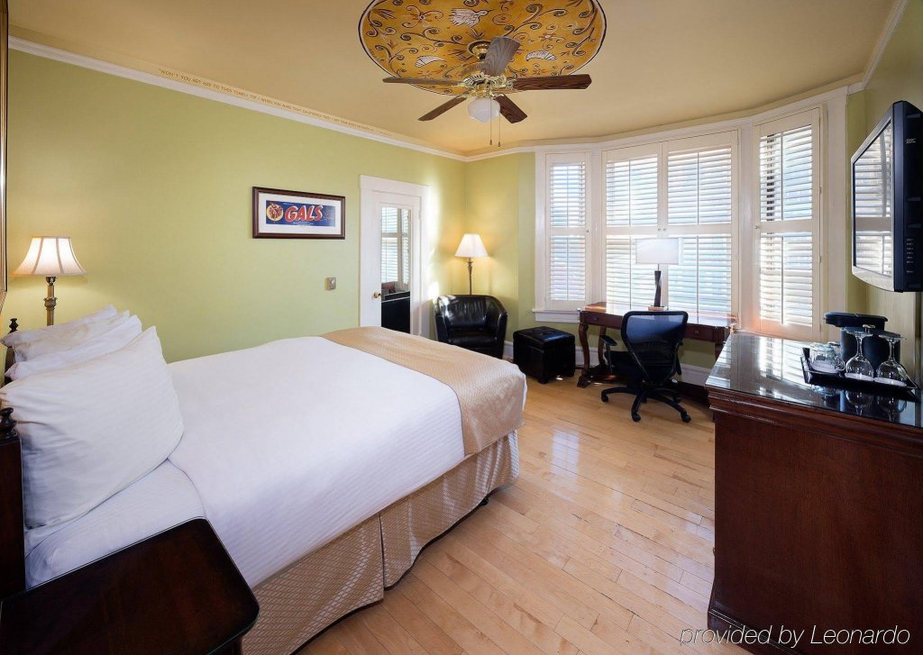 Фото Staypineapple An Elegant Hotel Union Square