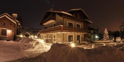 Фото Au Petit Chevrot