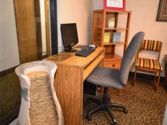 Фото Super 8 by Wyndham Las Vegas