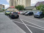 Парковка (ул. Генерала Раевского, 11, Калининград), автомобильная парковка в Калининграде