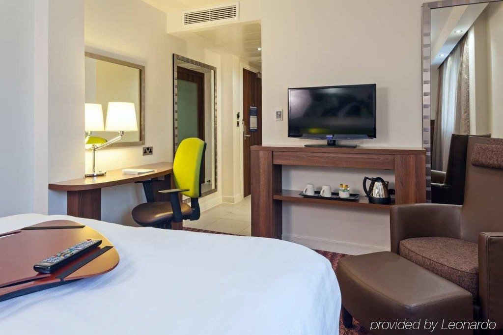 Фото Hampton by Hilton Birmingham Jewellery Quarter