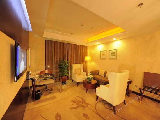 Фото Tianjin Warner International Golf Club