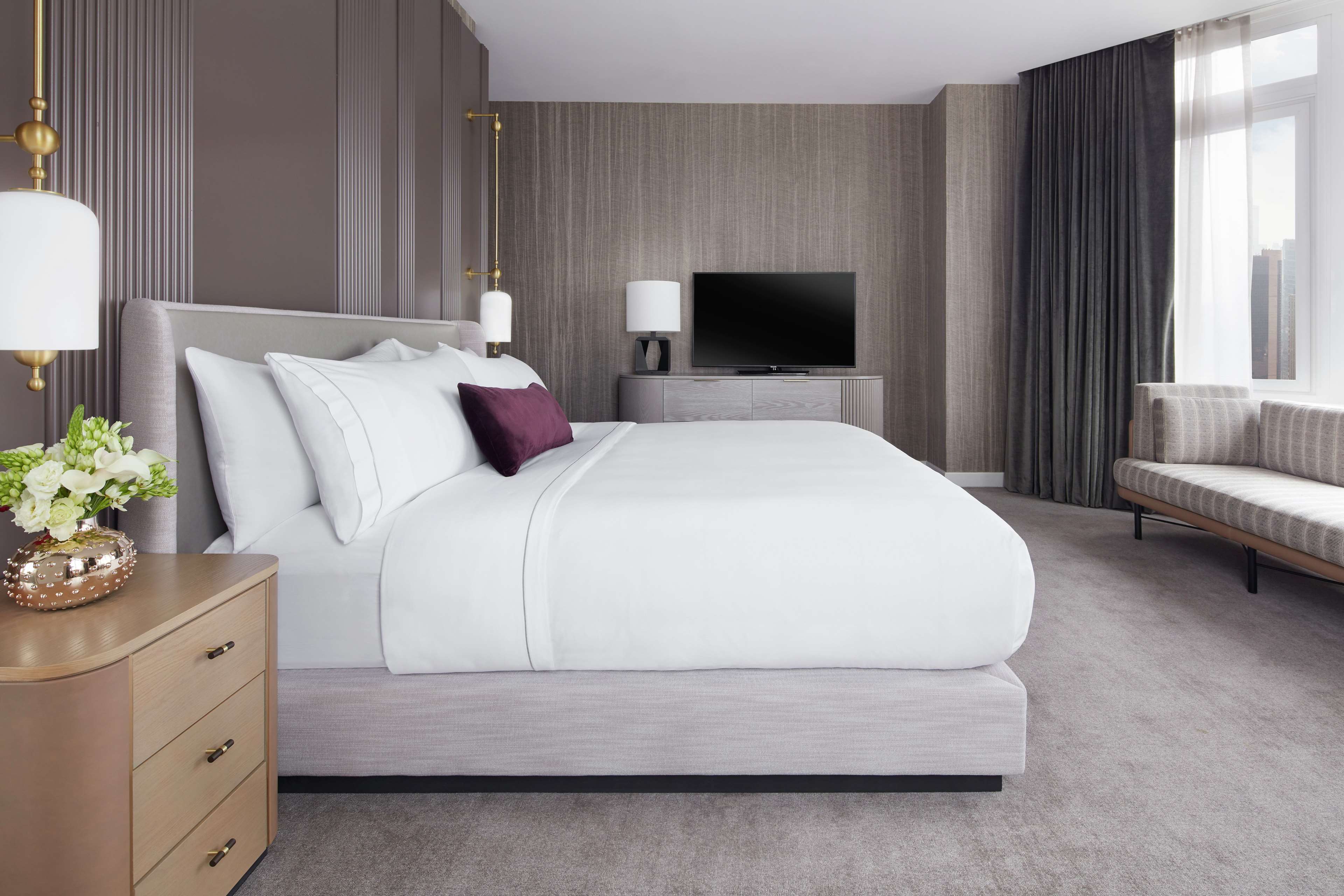 Фото Отель The Luxury Manhattan Midtown