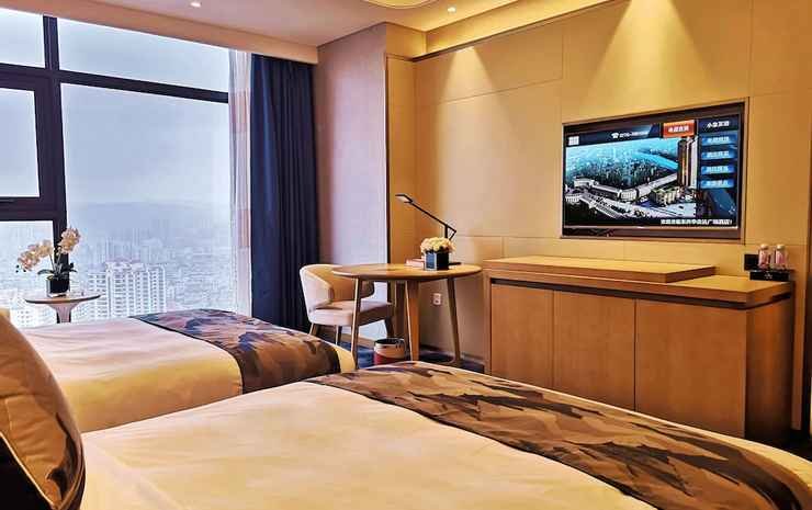 Фото Ramada Plaza Dongxing City Center