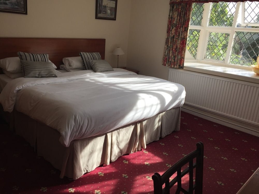 Фото The Brickwall Hotel