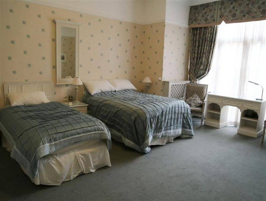 Фото St Margarets Hotel