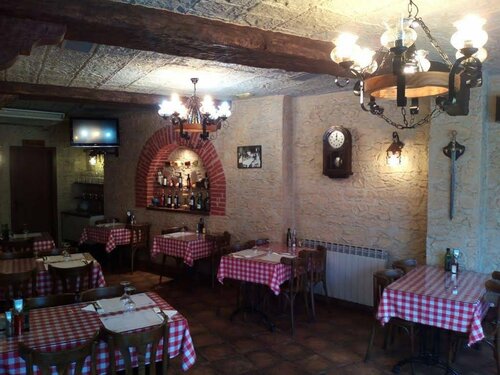 Гостиница Hostal Restaurante Cornella