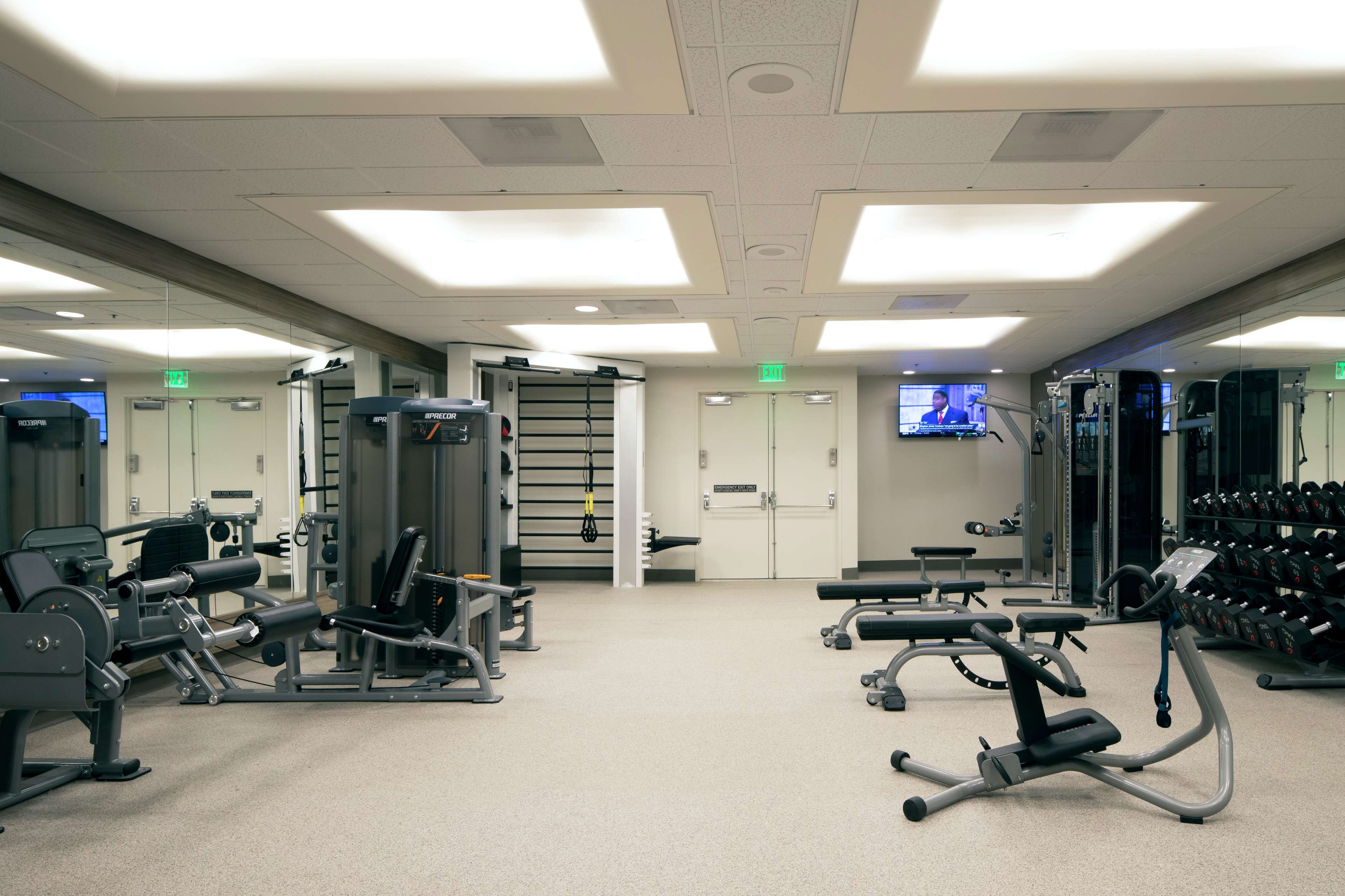 Фото Hilton Los Angeles Airport