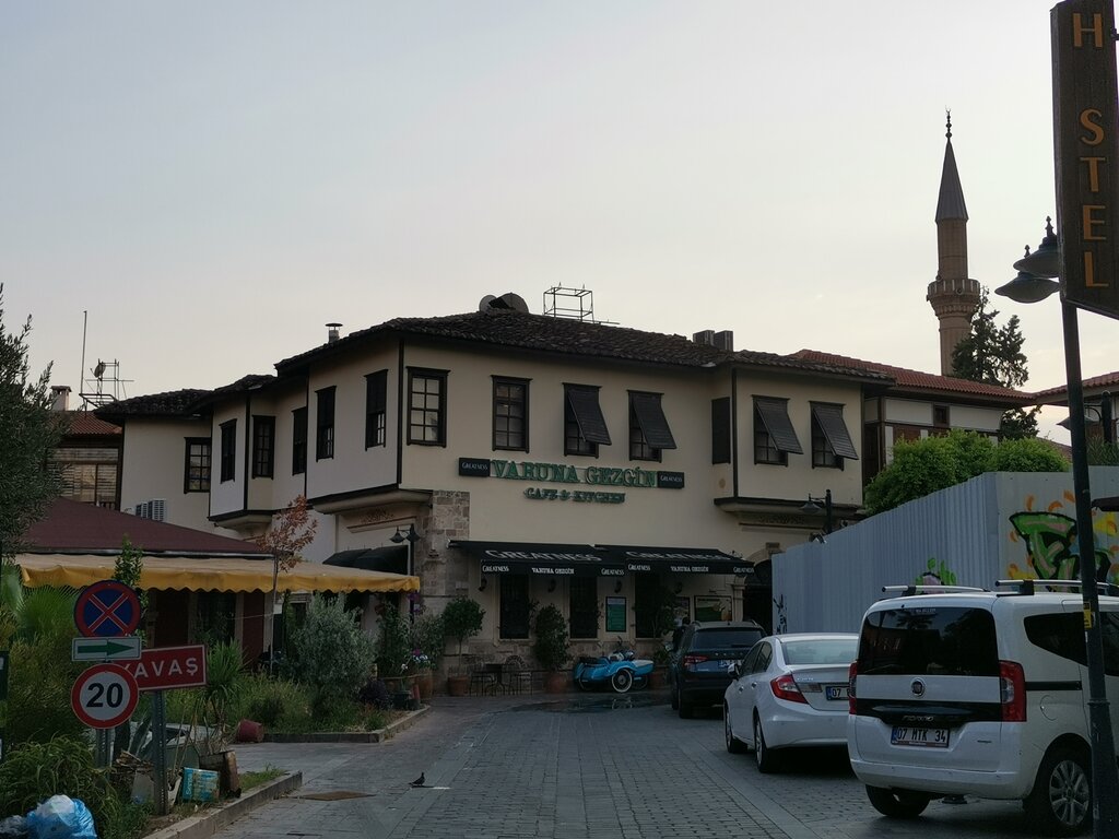 Kafe Varuna Gezgin Cafe, Muratpaşa, foto