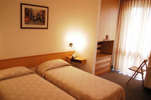 Фото Hotel Colibrì