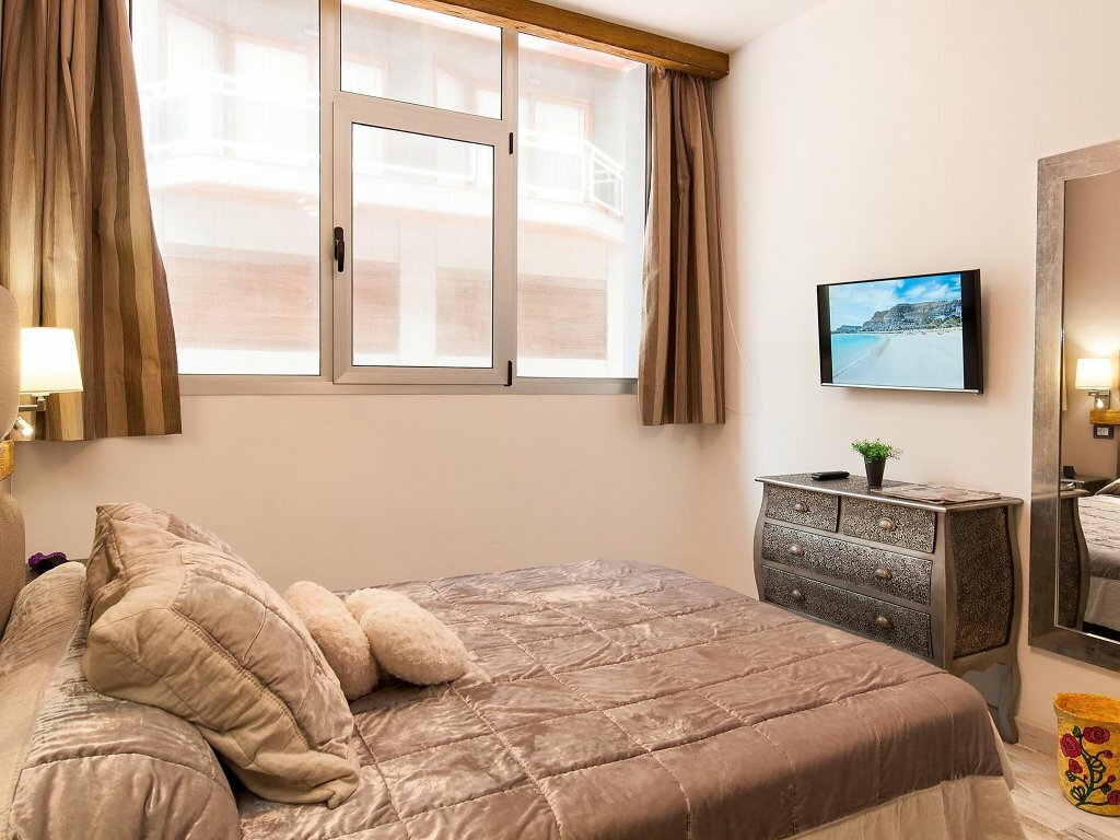 Hotel Studio Las Canteras Myb2, Earth, photo