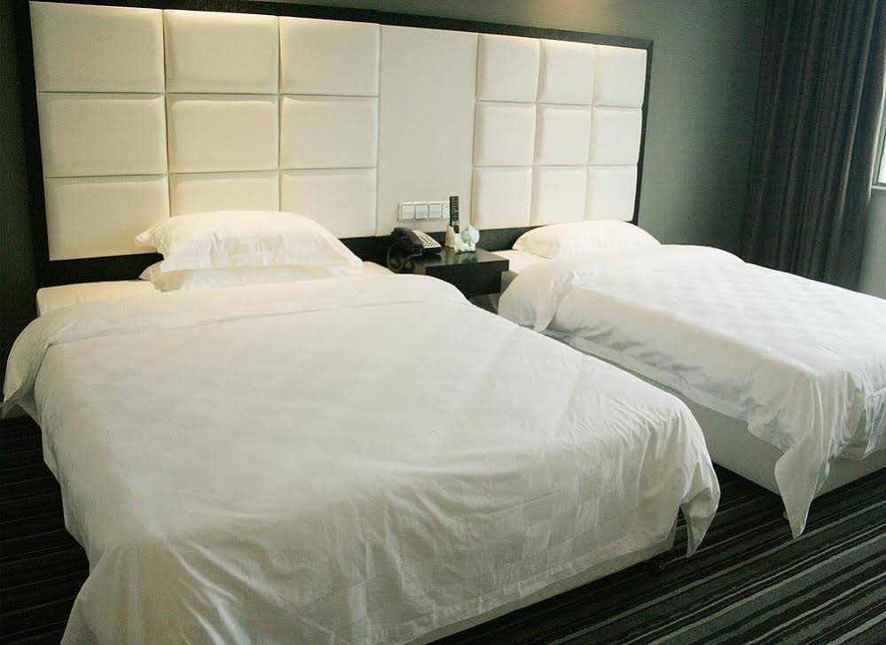 Фото Zhuhai Biwan Hotel