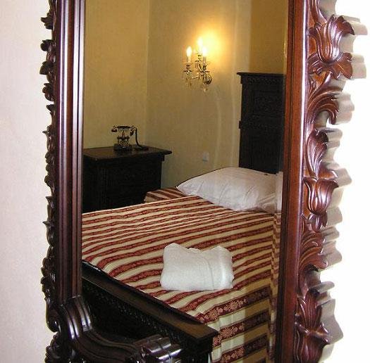 Фото King Charles Boutique Residence