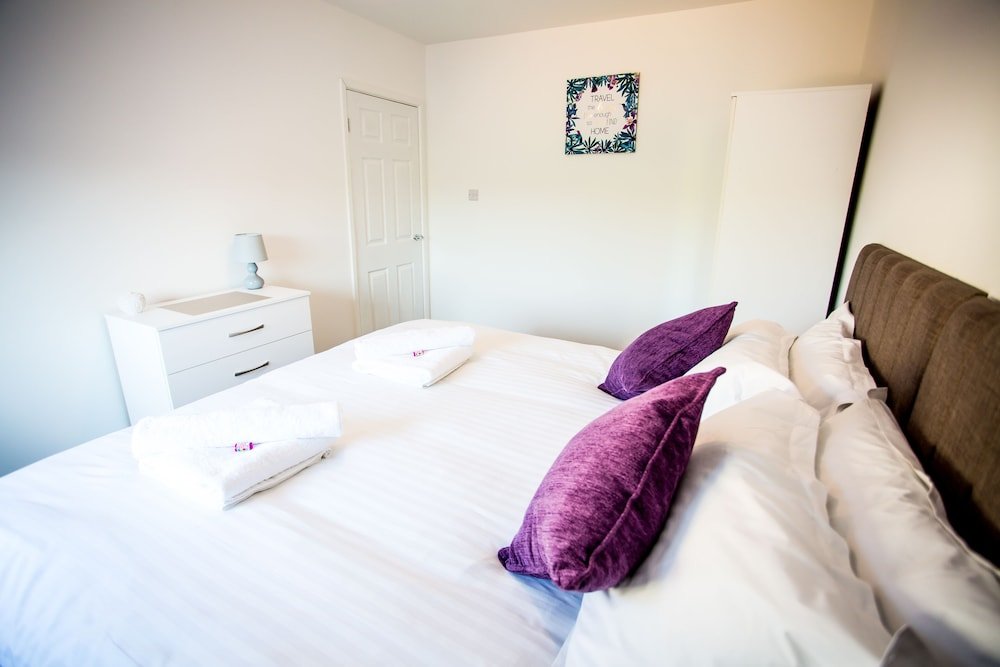 Фото Entire House Tamworth