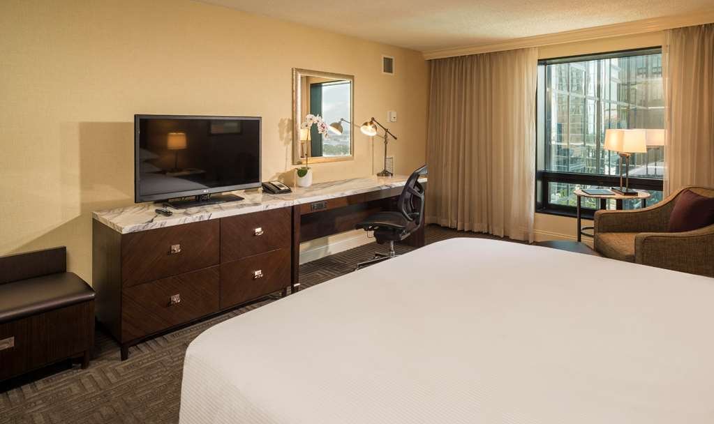 Фото Hilton Tampa Downtown