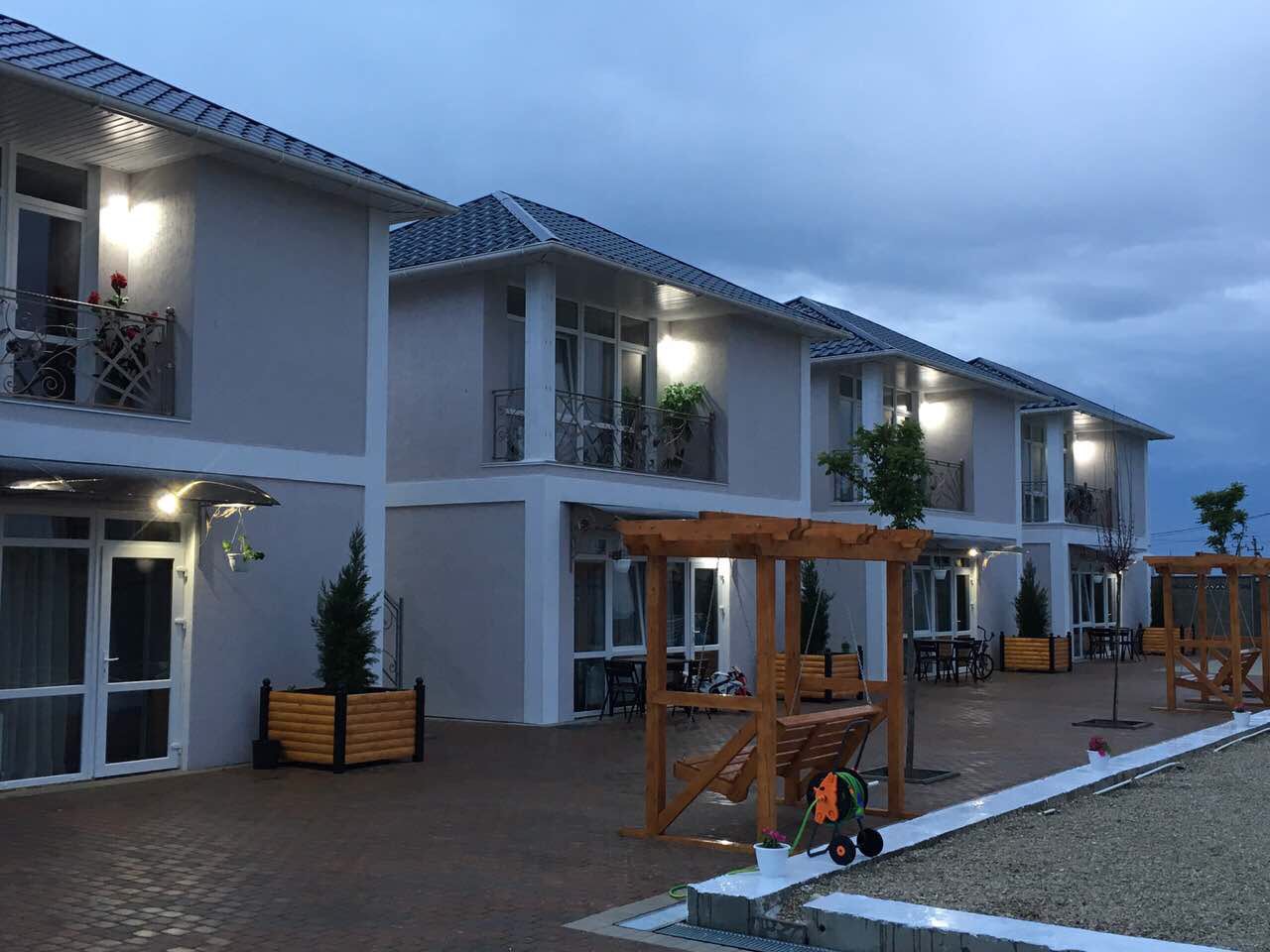 Фото Лазурный