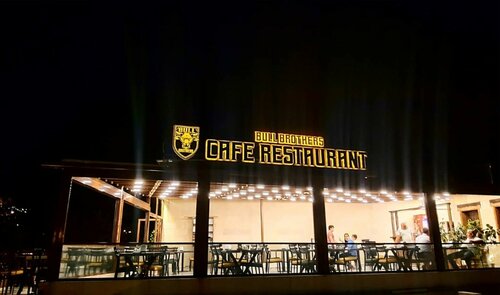 Үлкен буферлері бар жезөкше