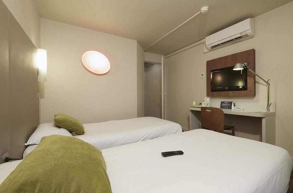 Фото Campanile Lyon Centre Berges du Rhône