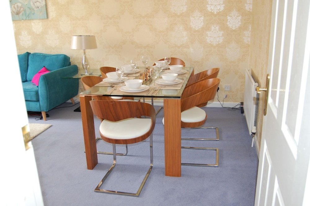 Фото Craigend Park Apartments