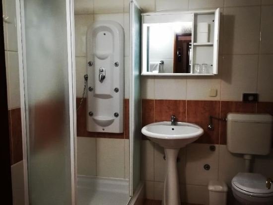 Фото Hotel Buncic Vrbovec