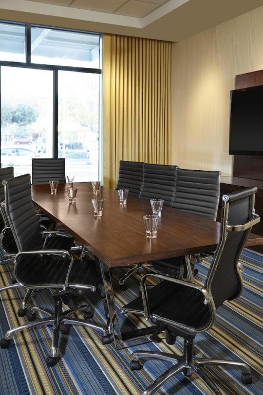 Фото Aloft Cupertino