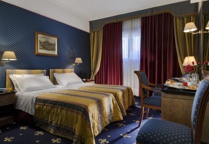 Фото отеля 3