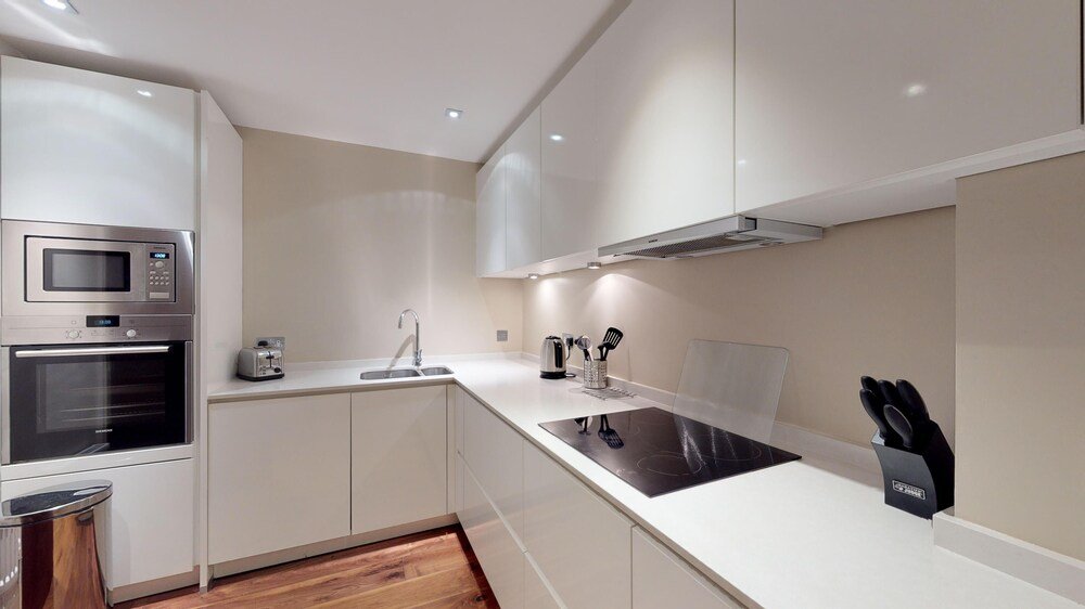 Фото Tavistock Place Apartments